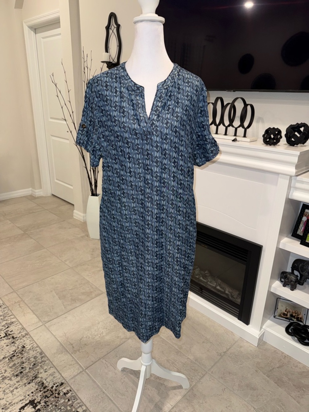 Chico's Blue Printed Midi Dress Size 0.5 (6-S)